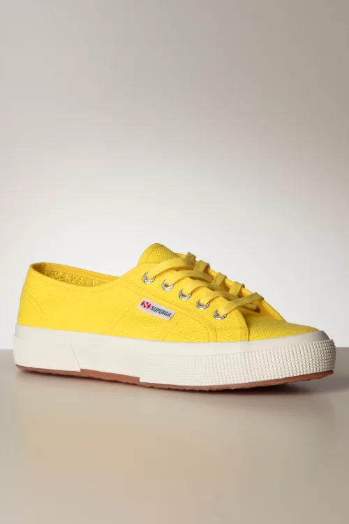 Cotu Classic sneakers in zonnebloem geel