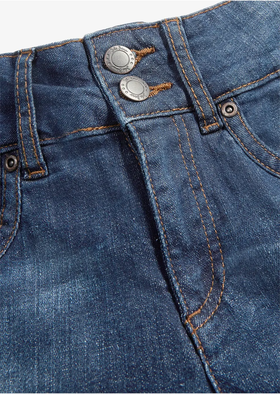 Mom jeans met mid waist   